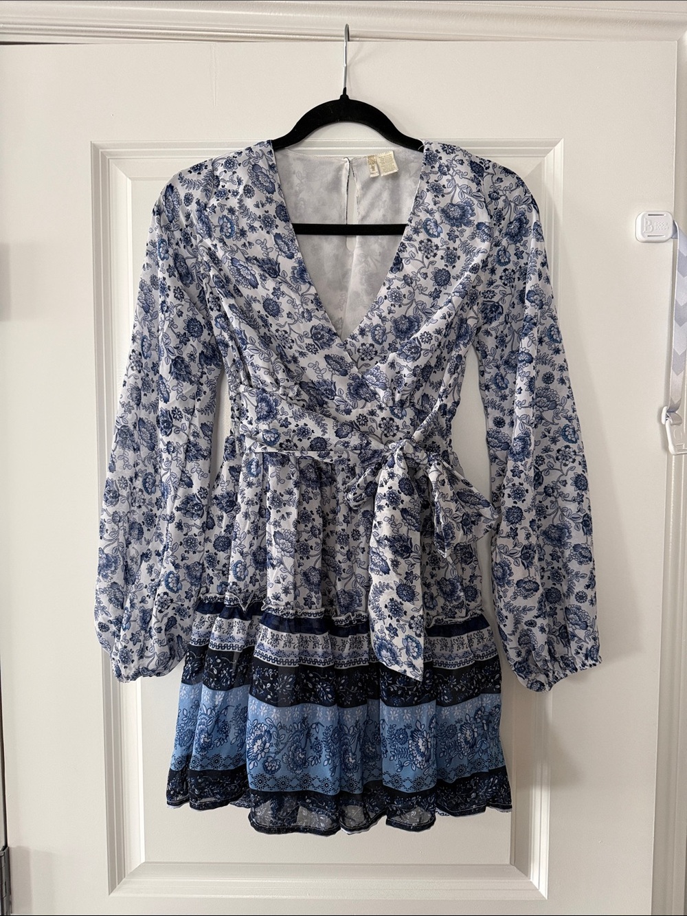 Japna Blue and White Long Sleeve Floral Wrap Dress